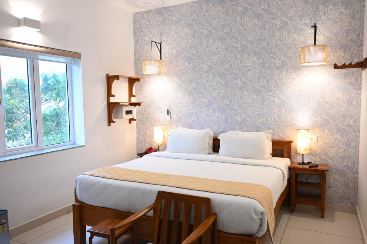 Hotel Aura By Woco Stays Pondicherry Eksteriør bilde